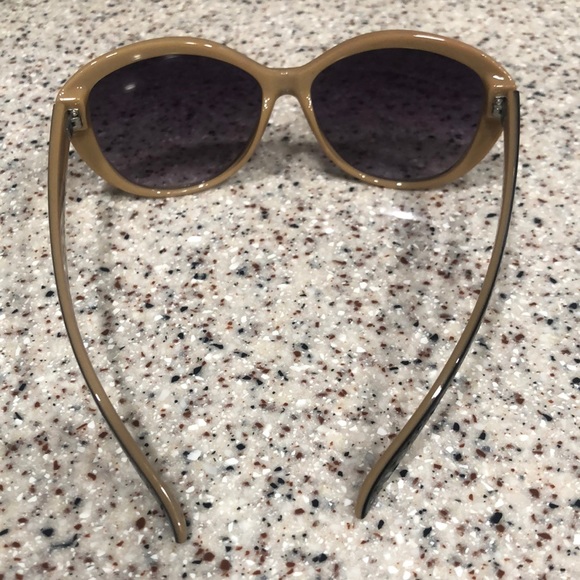 Sunglasses two tone - Picture 3 of 5